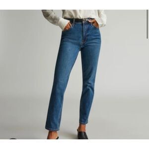 Everlane cheeky straight denim jean size 29
